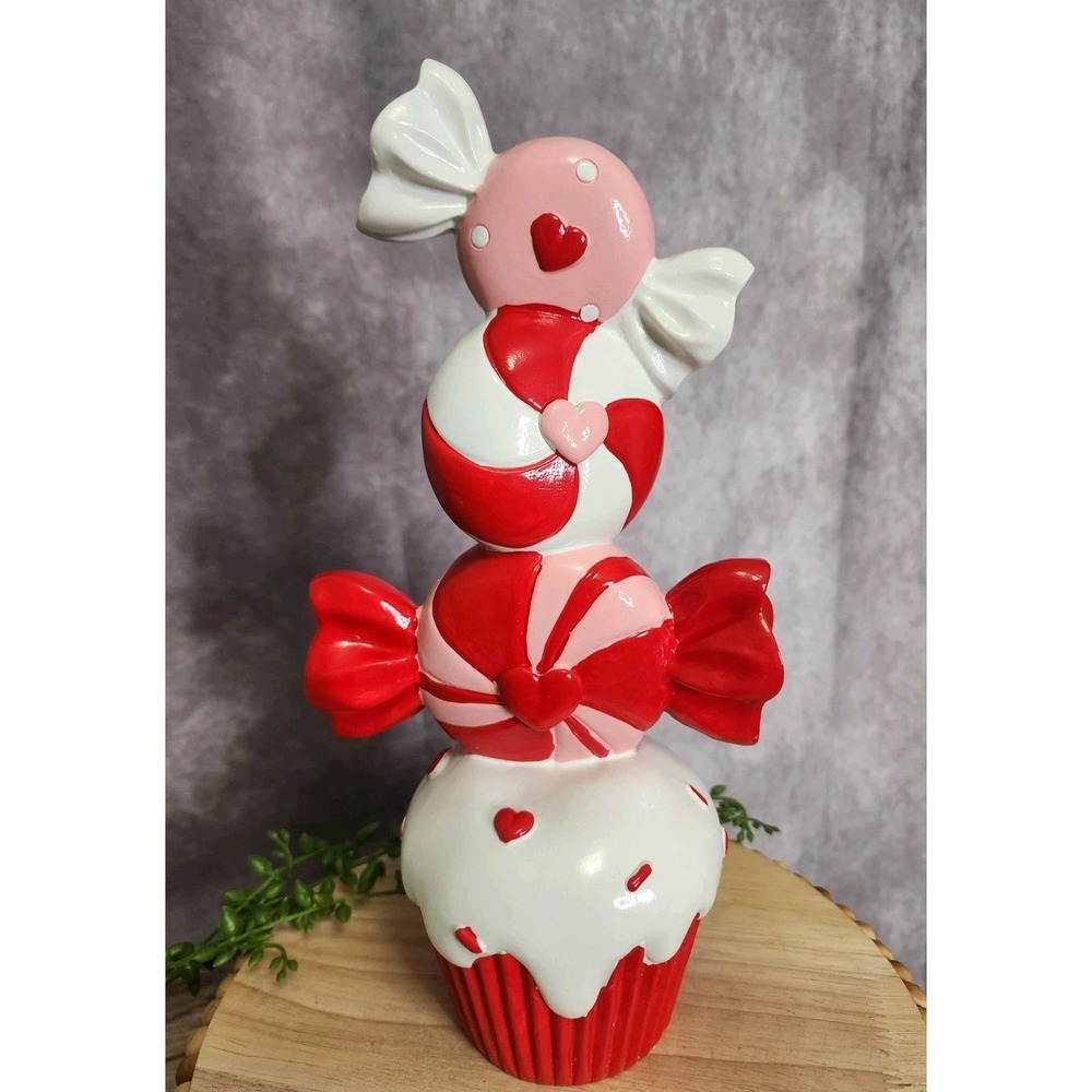 Christmas Cupcake Candy Stack Tabletop Figurine Hearts Candies Resin 12" Holiday